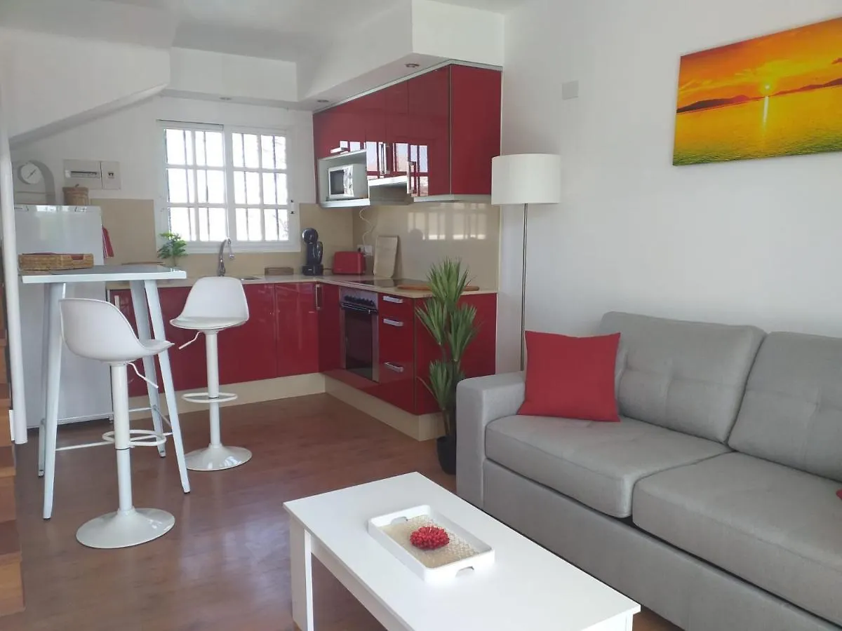 Apartment Duplex -The Sunny Hut - Swimming Pool - Free Wifi & Ac- Residence Las Marinas Puerto del Carmen
